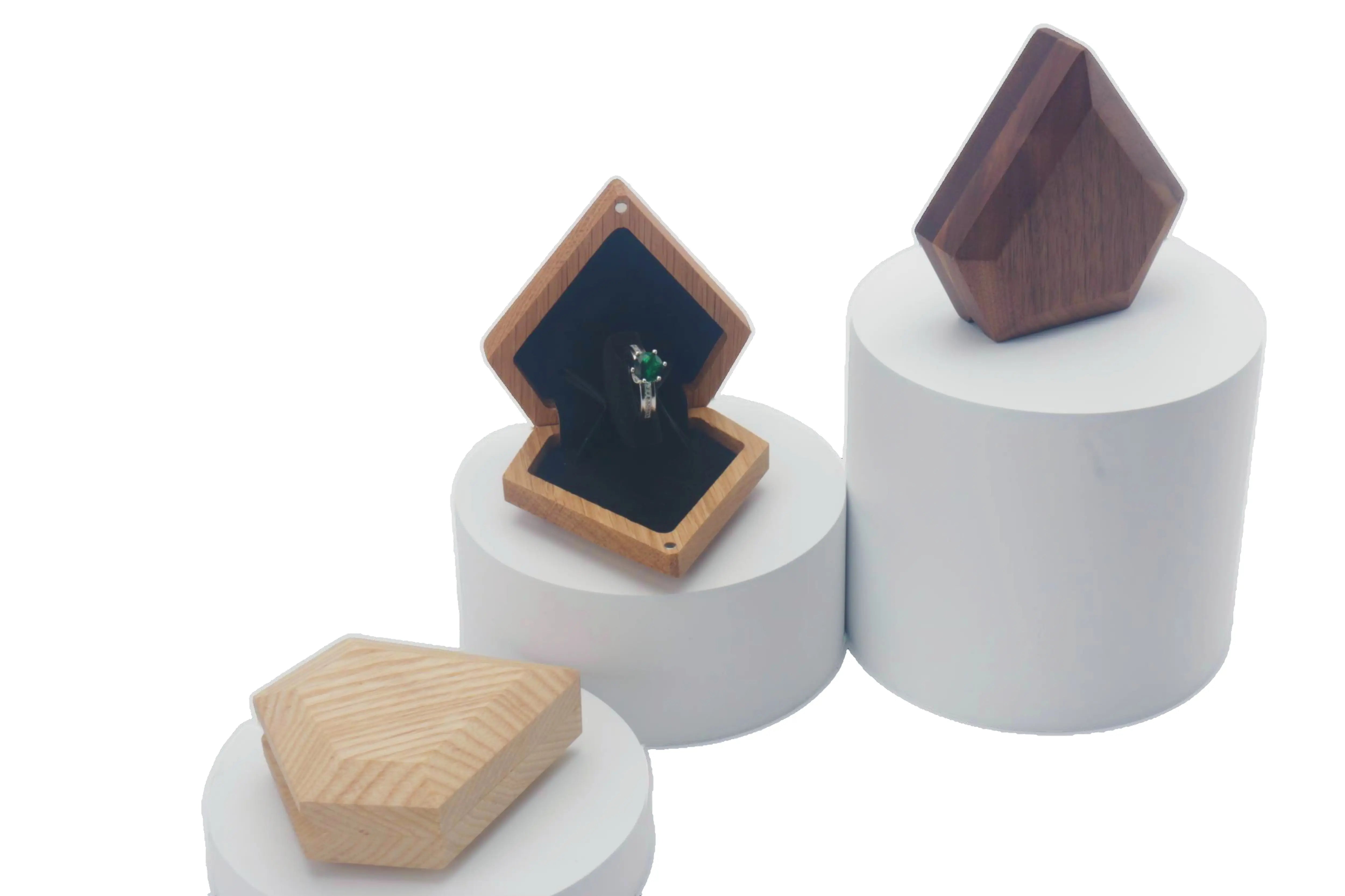 Black walnut, ash wood, and white oak 3D diamond-shaped ring boxes multi-angle display - showcasing geometric faceted design from various perspectives